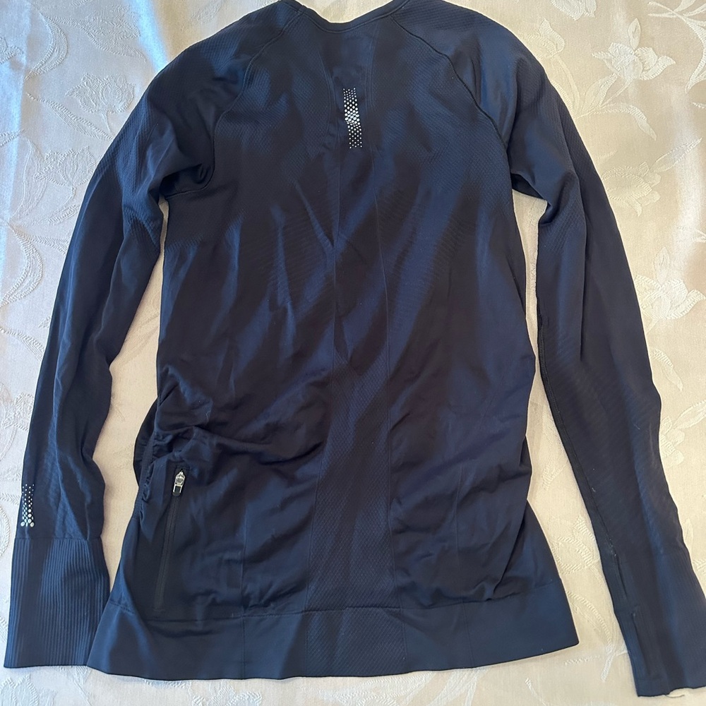 Athleta Black Performance Top - image 5